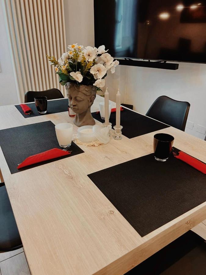 Futura Suite Apartment Bologne Extérieur photo